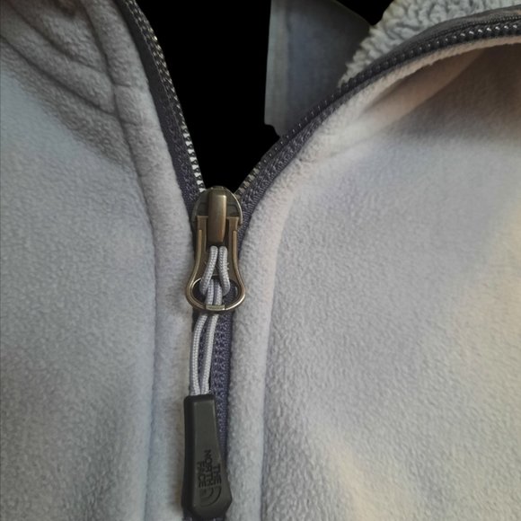 The North Face Women’s Fleece Full Zip Jacket - Picture 4 of 11